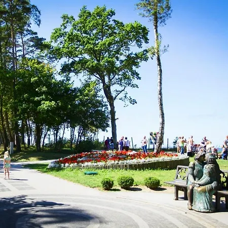 Klifowa 58 *